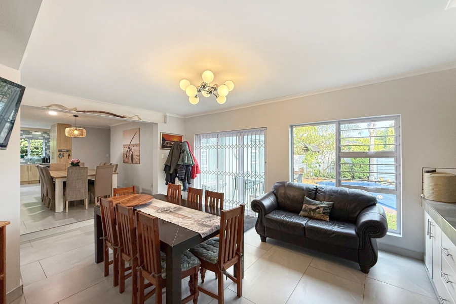 2 Bedroom Property for Sale in Welgelegen 3 Western Cape